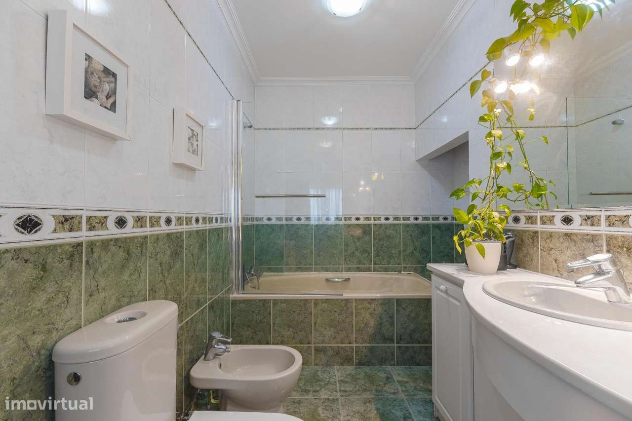 Moradia T4 exclusiva | Piscina| Zona Agrícola | Junto à Praia-20