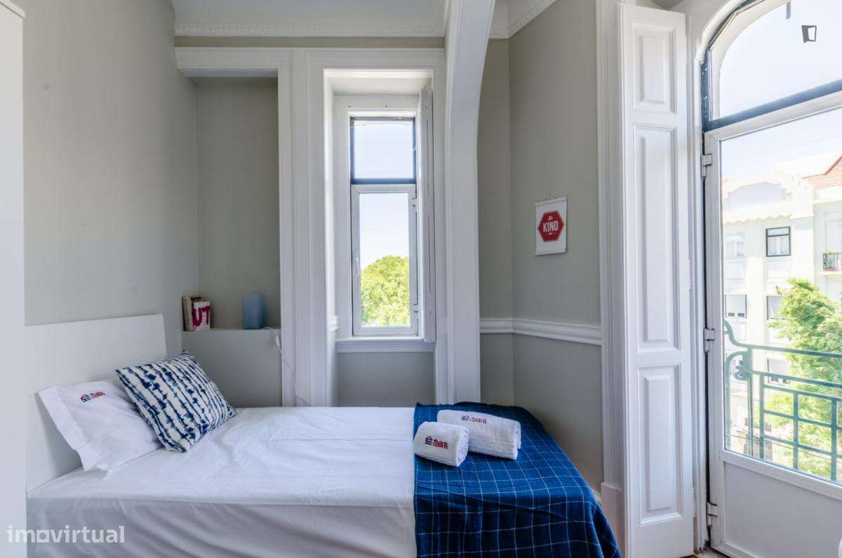 Quarto - localizado em Arroios Lisbon - Grande imagem: 2/19