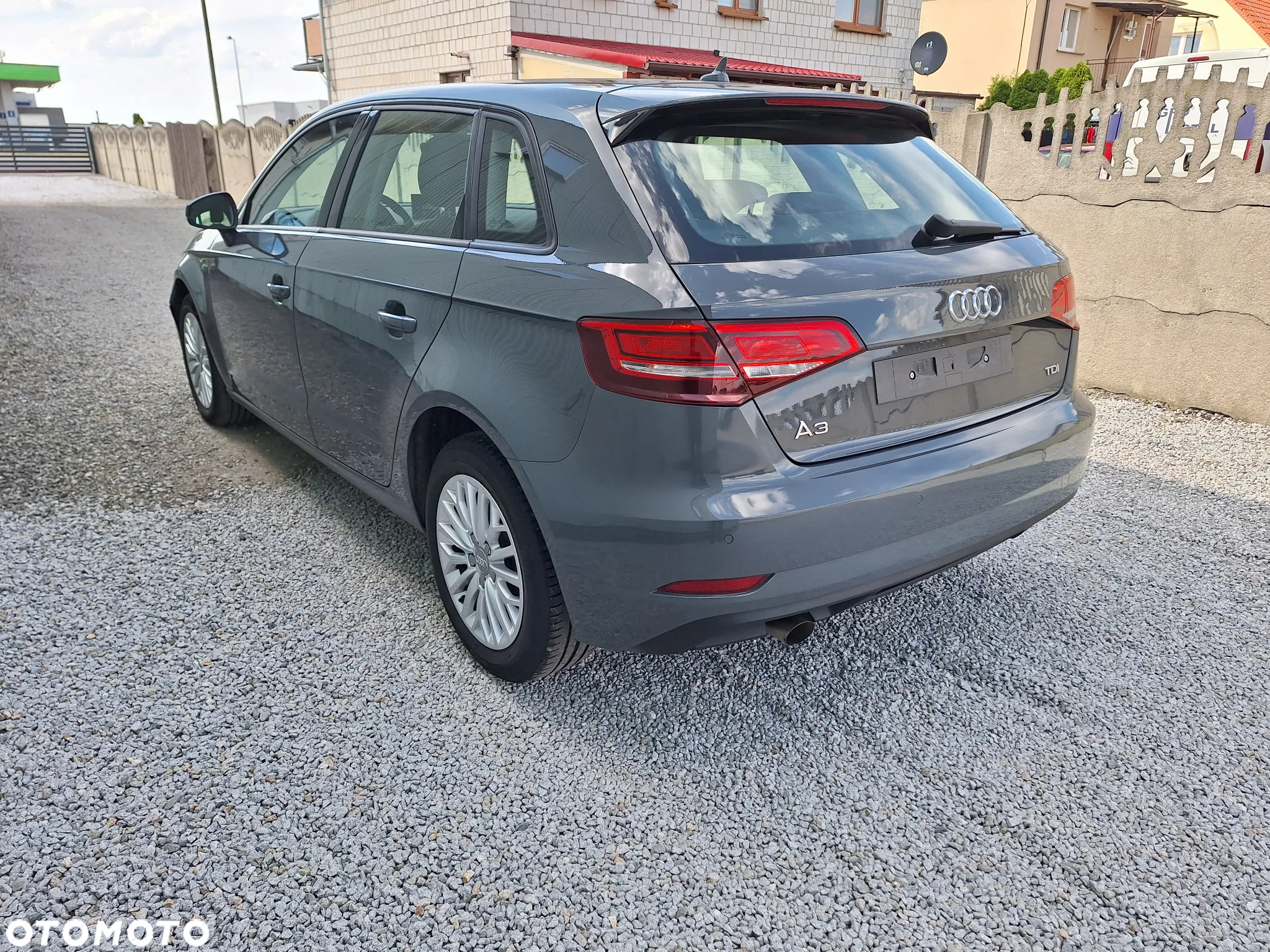 Audi A3 1.6 TDI Sportback - 3