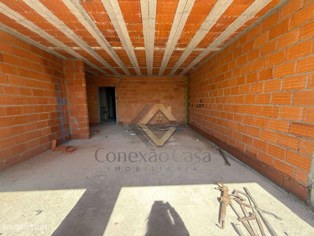 Apartamento T2 Próximo à Estação de Metro de Santo Ovídeo Vila Nova...-2