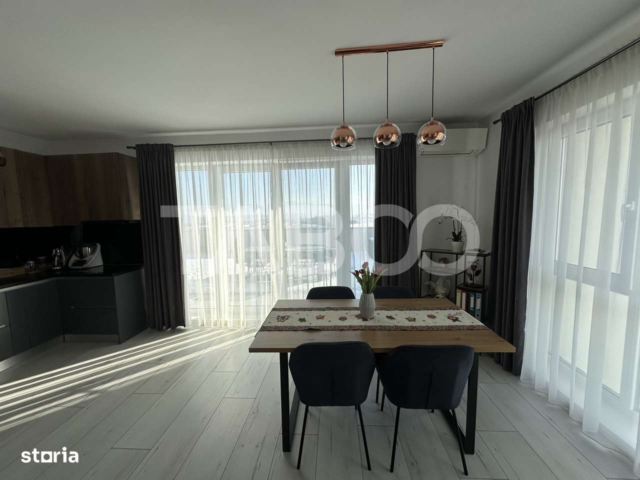 COMISION 0- Penthouse de vanzare in Doamna Stanca si terasa de 97 mp-5