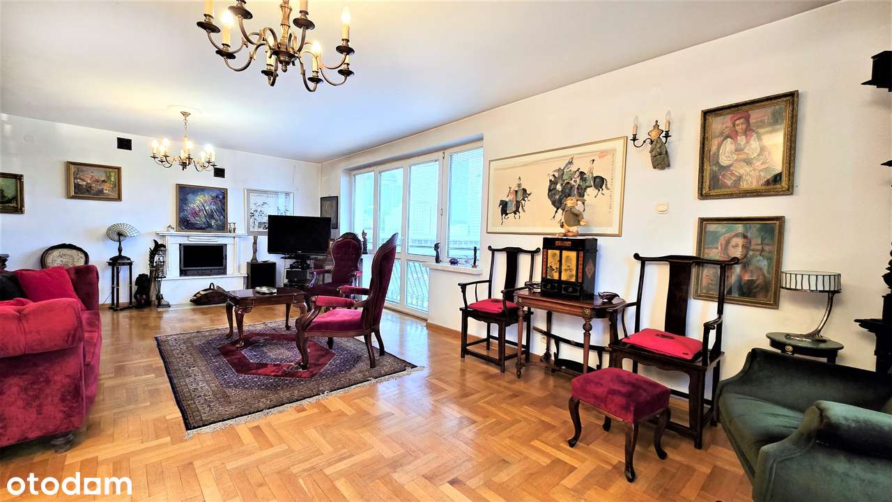 Widok na panoramę Warszawy / wysokie/ kominek / taras /garaż-9