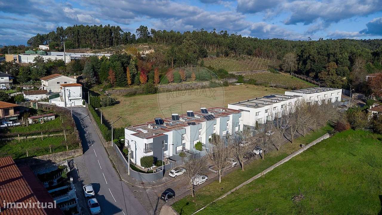 Moradia T4 para venda-30