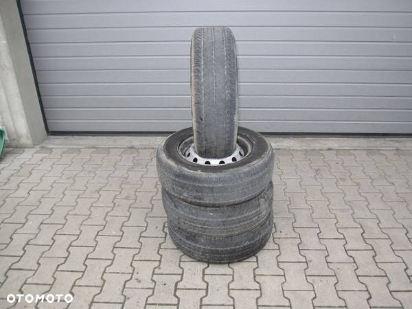 Koła opony felgi 15" Hyundai H1 H200 205/70 R15C - 1