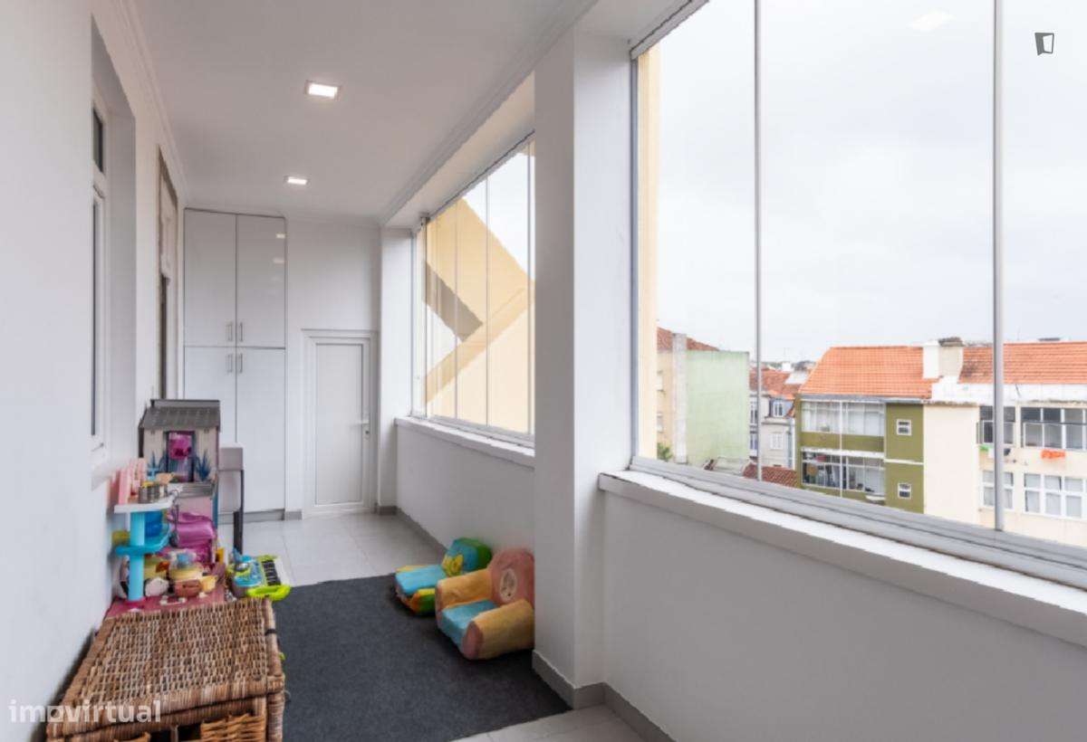 Quarto - localizado em Arroios Lisbon - Grande imagem: 2/6