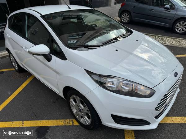 Ford Fiesta 1.0 T EcoBoost Titanium - 30