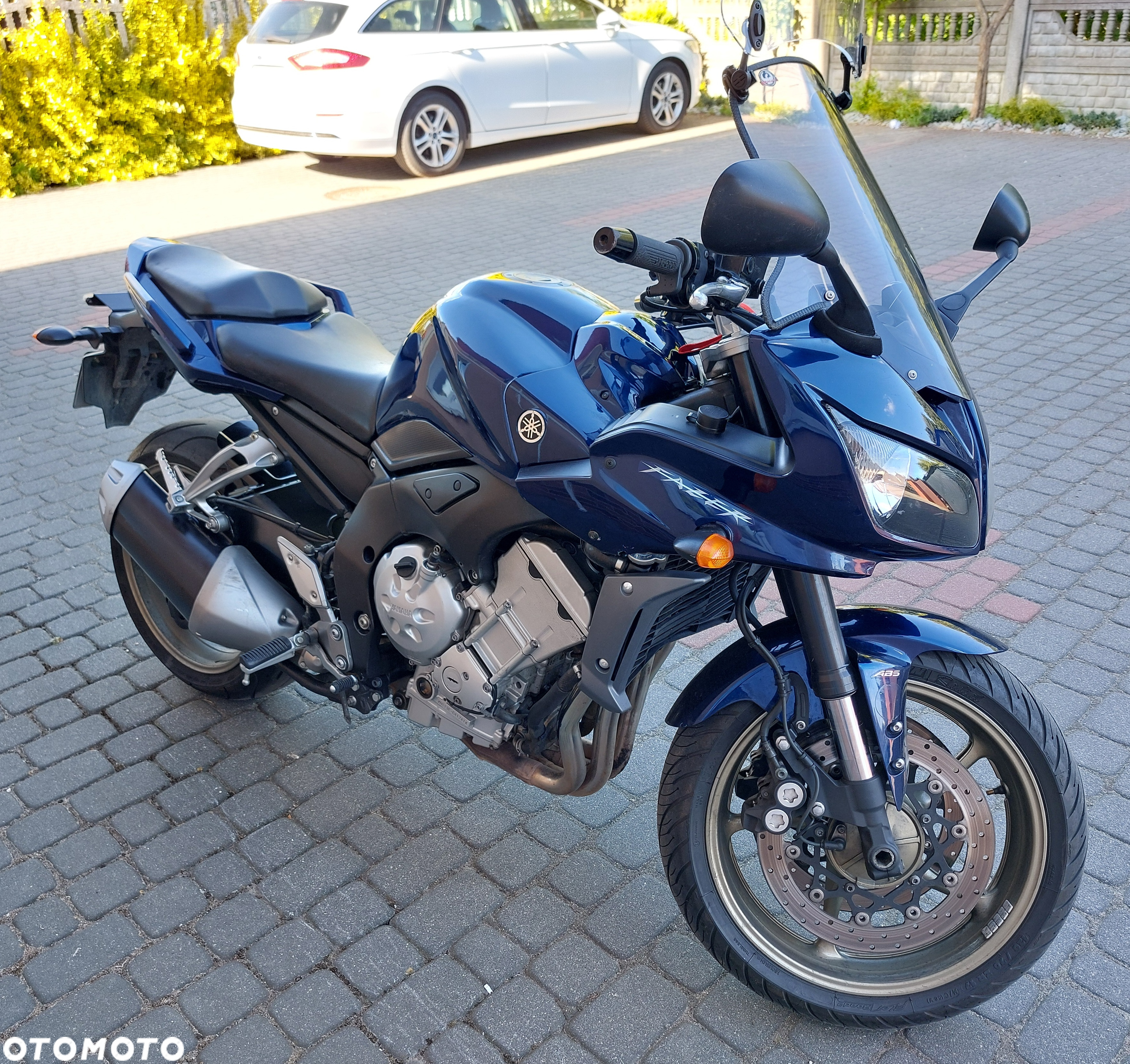 Yamaha FZ - 2