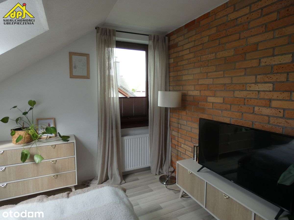 Dom wolnostojący z poddaszem użytkowym,  5 pokoi-15