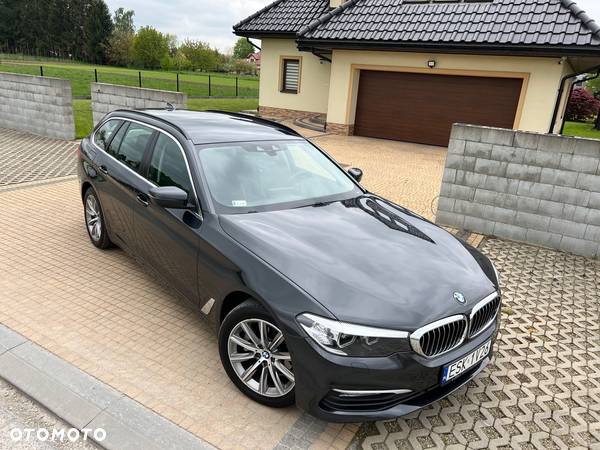 BMW Seria 5 520d xDrive - 13