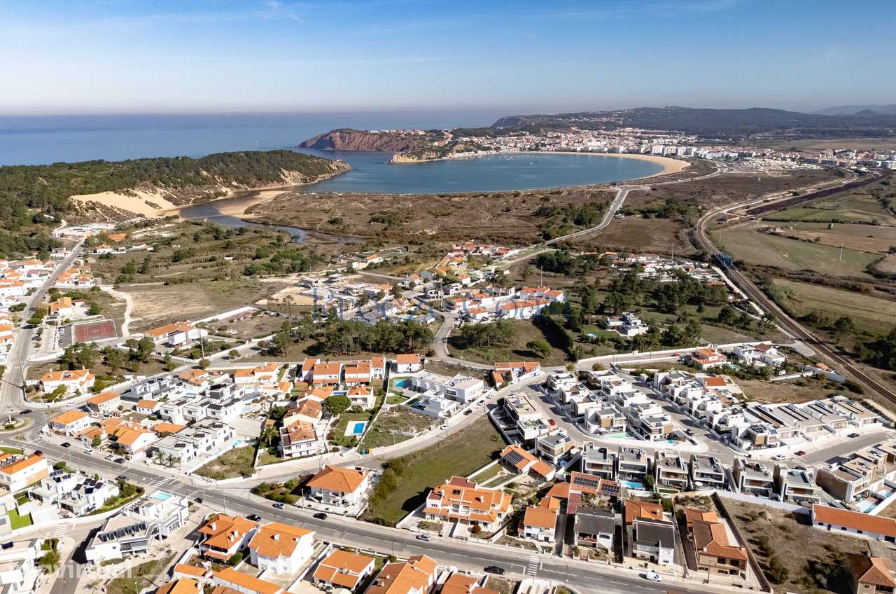 Moradia t4 a 5m da praia-39