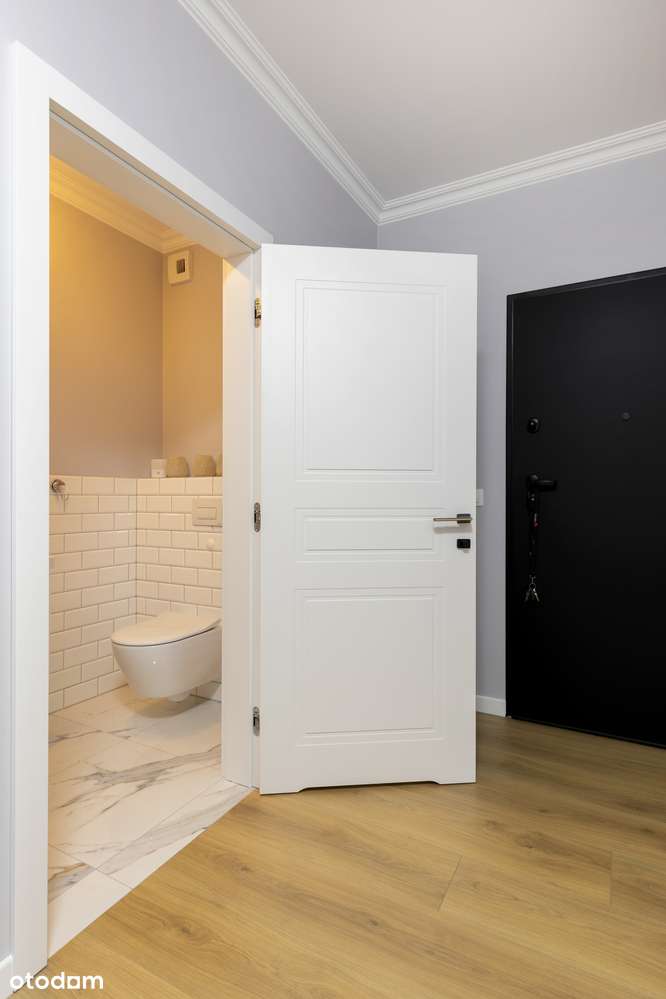 Doki Eurostyl, Młode Miasto, ul. ks. Jerzego Popiełuszki-14