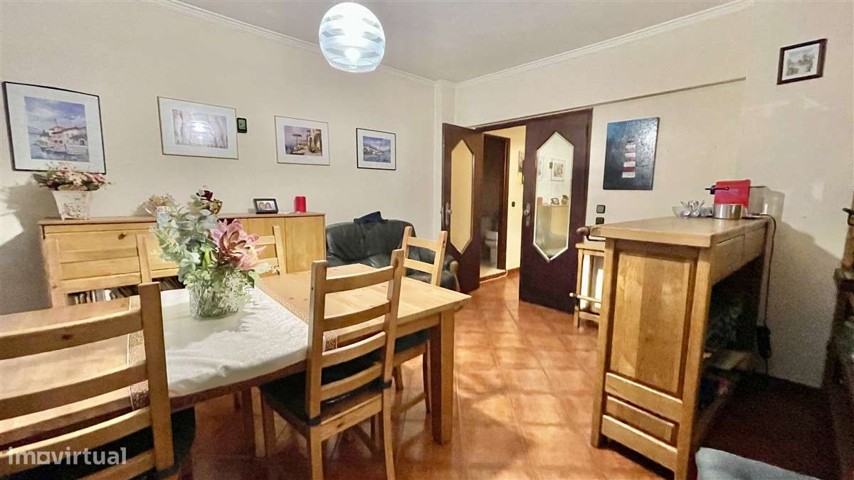 T2 Duplex-1ª linha de Mar-Aver-o-Mar-Aparcamento - Grande imagem: 2/17