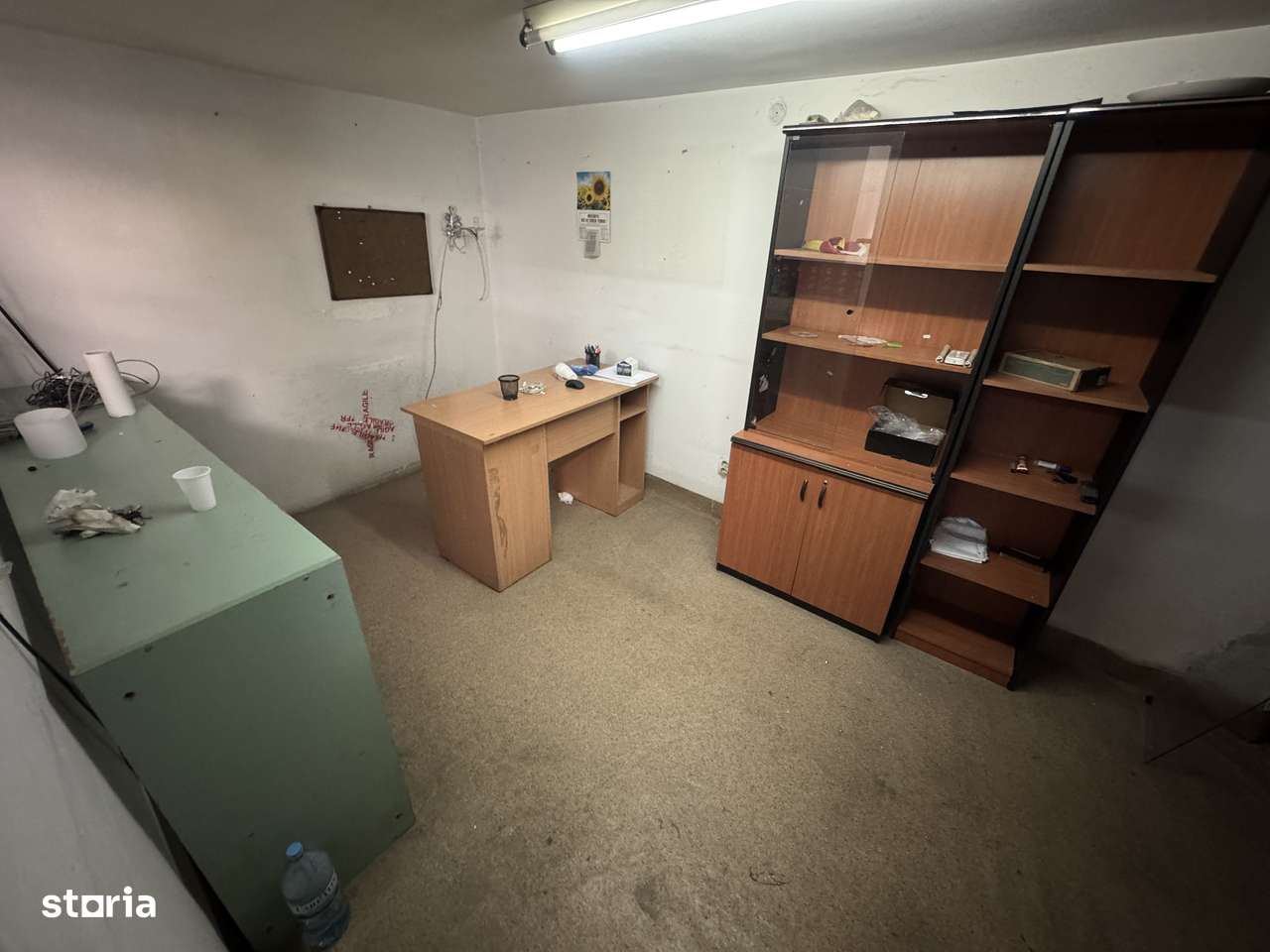 Hale pentru depozitare zona Halta Traian - Interioara 3 - Imagine principală: 4/9