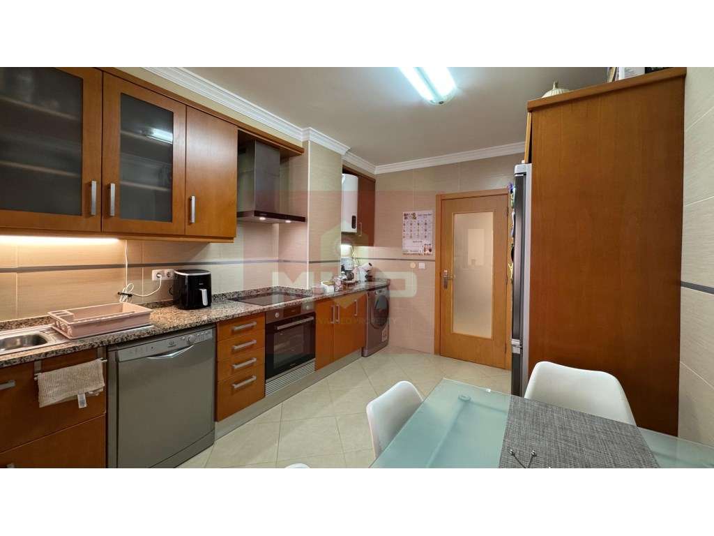 Apartamento T4 em Olhão - Grande imagem: 4/44