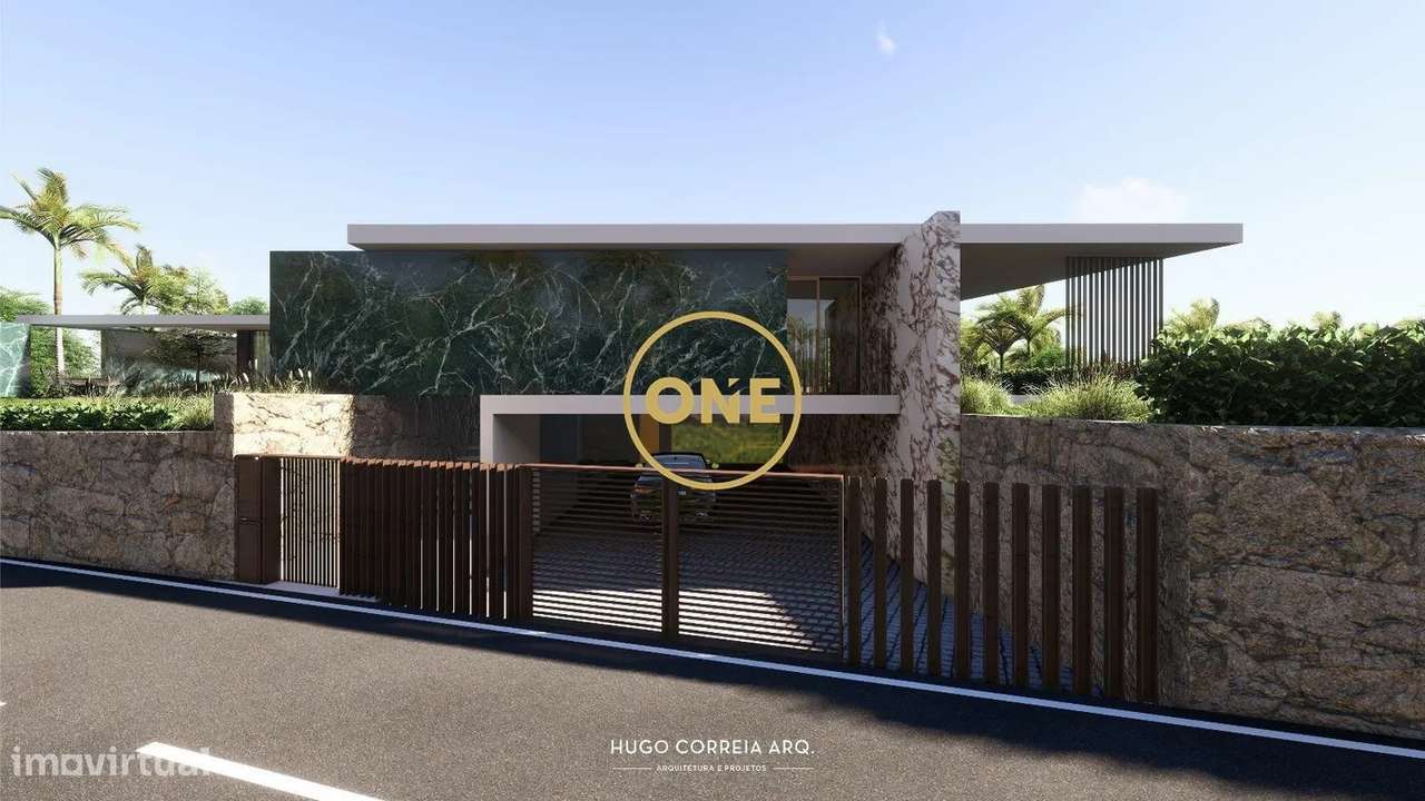 Moradia T4 para Restauro em Lousado com Projeto Aprovado-7