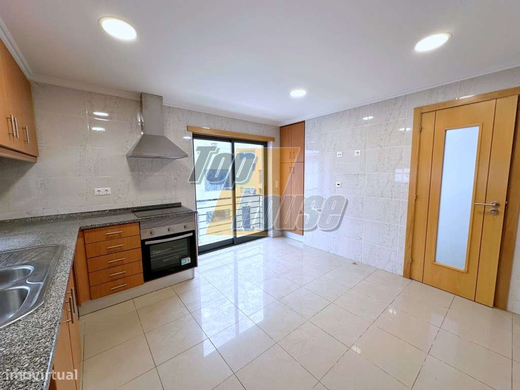 Moradia Isolada T5 Com Cave-13