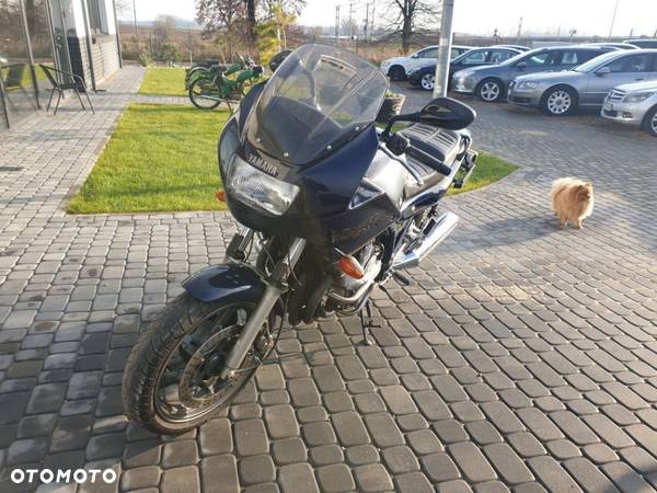 Yamaha XJ - 6