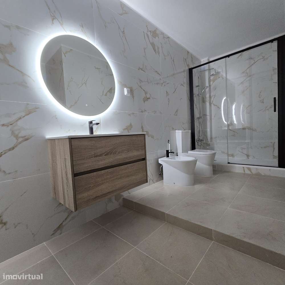 T3 Remodelado 2 Varandas 1 arrecadação-21