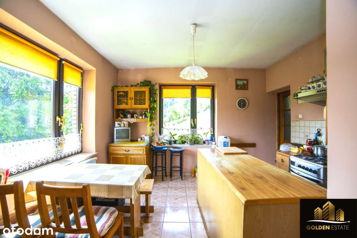 Urokliwy dom z sielskim widokiem-9