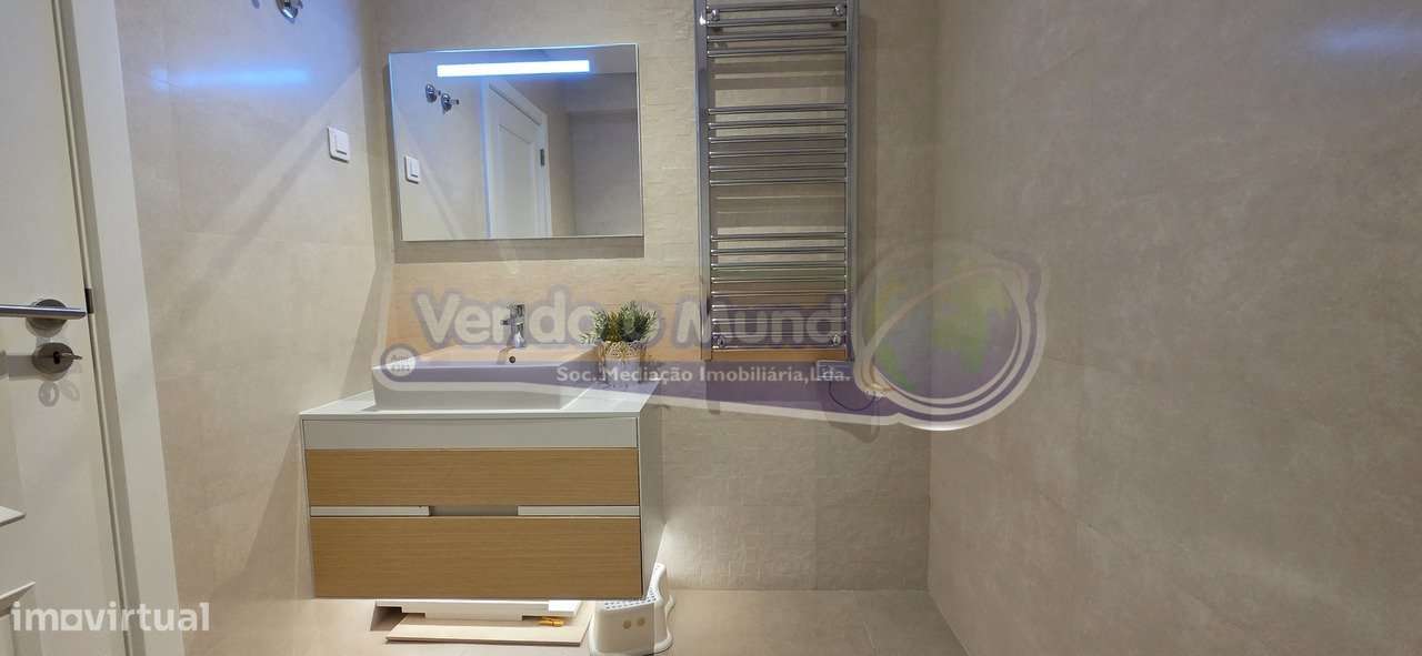 Apartamento T5 em Alverca do Ribatejo (ALV250)-29