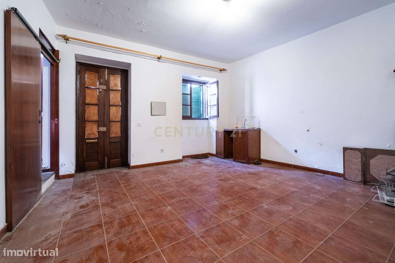 Prédio na Zona Velha do Funchal – Oportunidade de Investimento-14