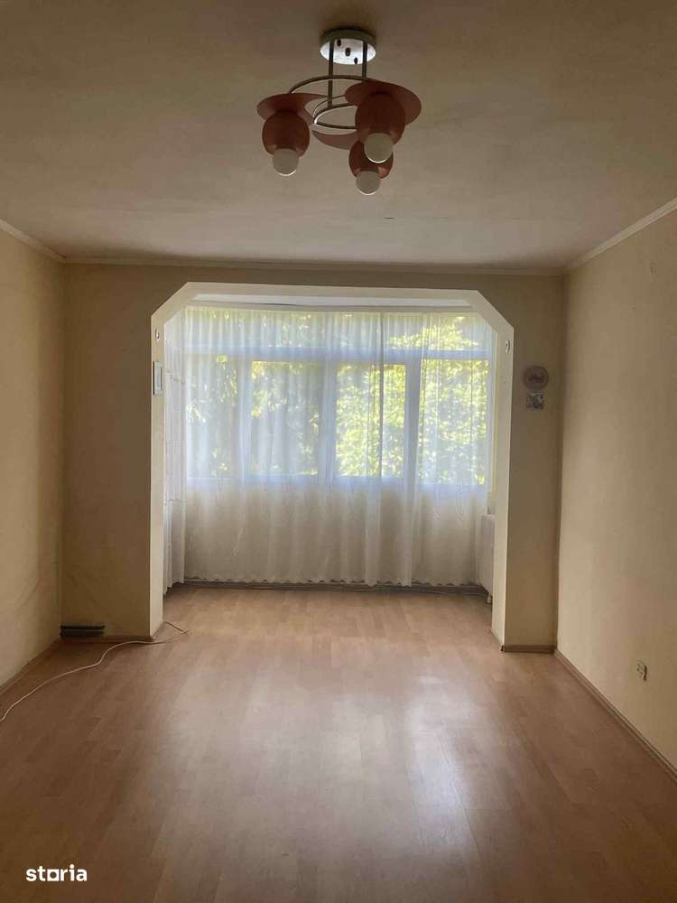 Apartament 2 camere, etaj 2, Zona Spitalul Judetean - Imagine principală: 2/8