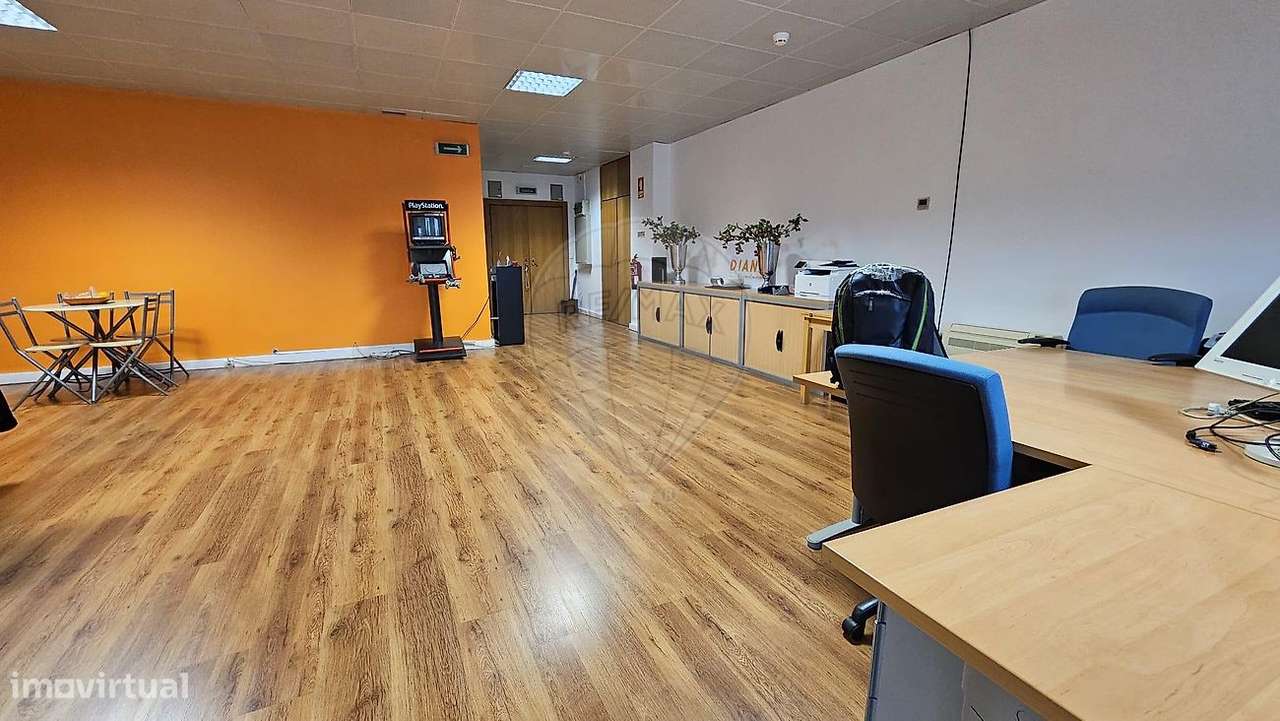 Escritório  para arrendamento - Grande imagem: 4/9