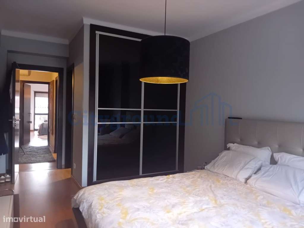 Apartamento T3 no Centro de Ourém com Terraço-8