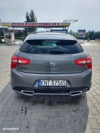 Citroën DS5 2.0 HDi SoChic - 2