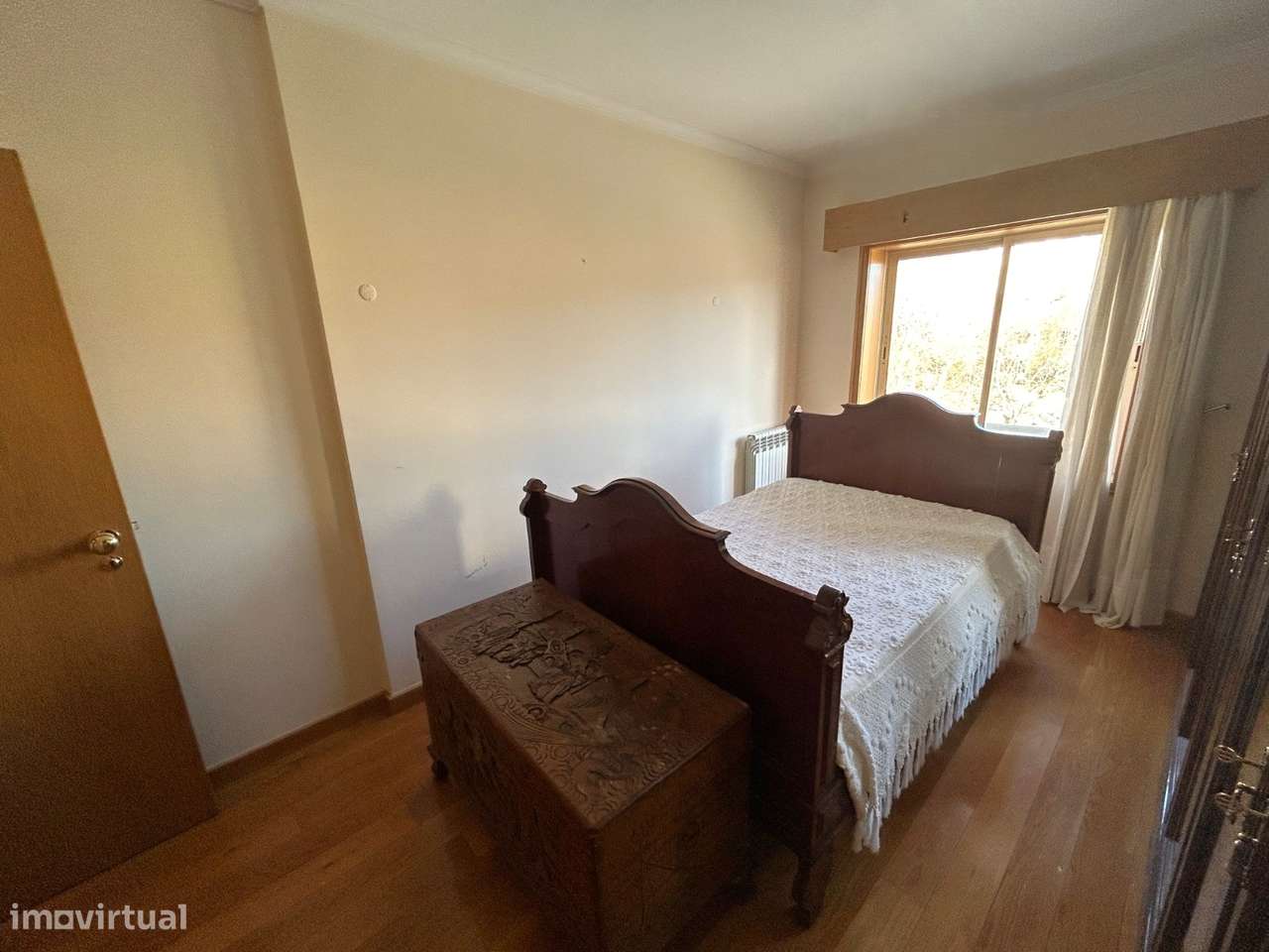 Apartamento T3 com Varanda junto à Praça do Império – Foz do Douro-22