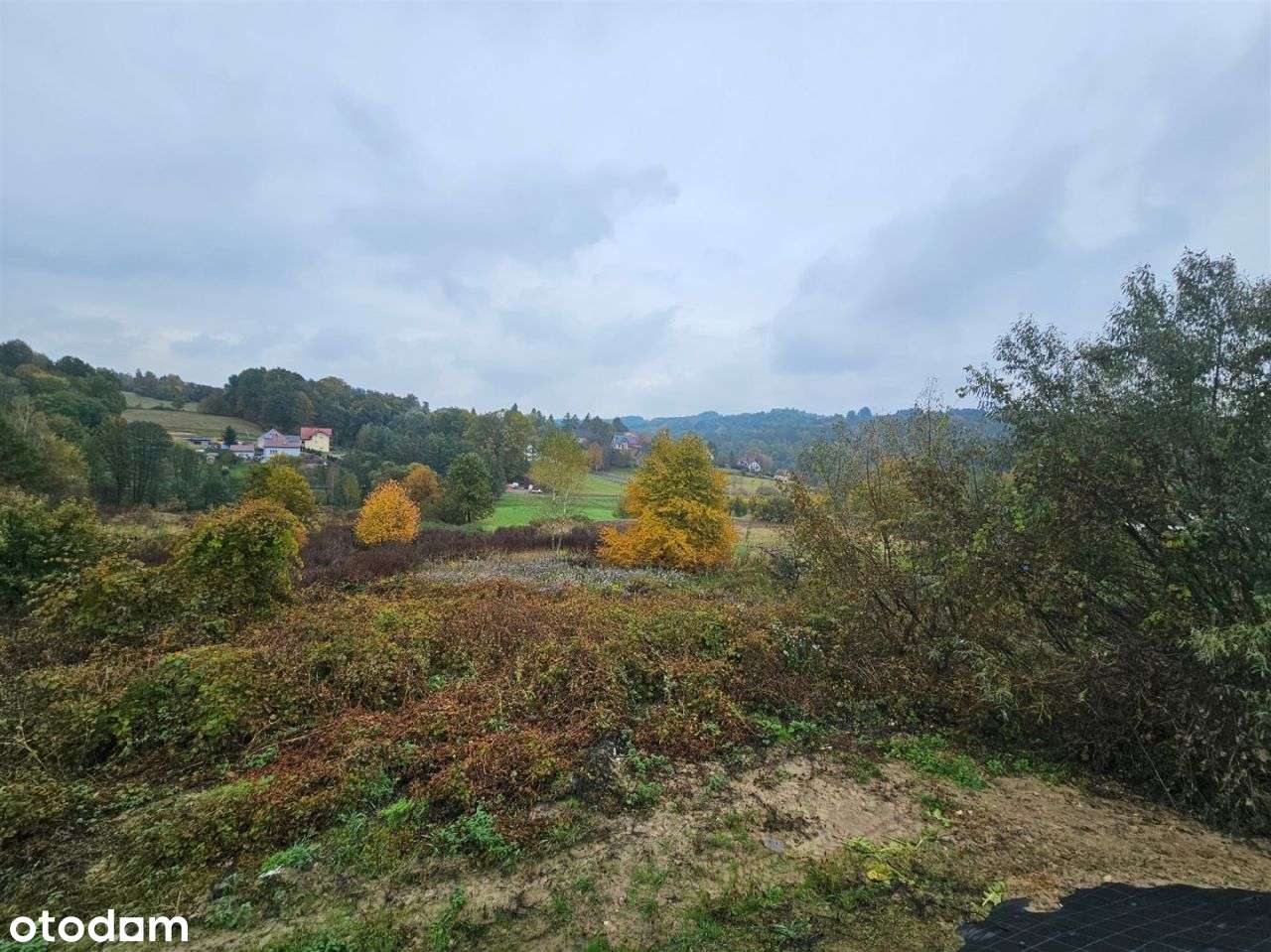 Gotowy solidnie wybudowany, podpiwniczony, Piękny-6