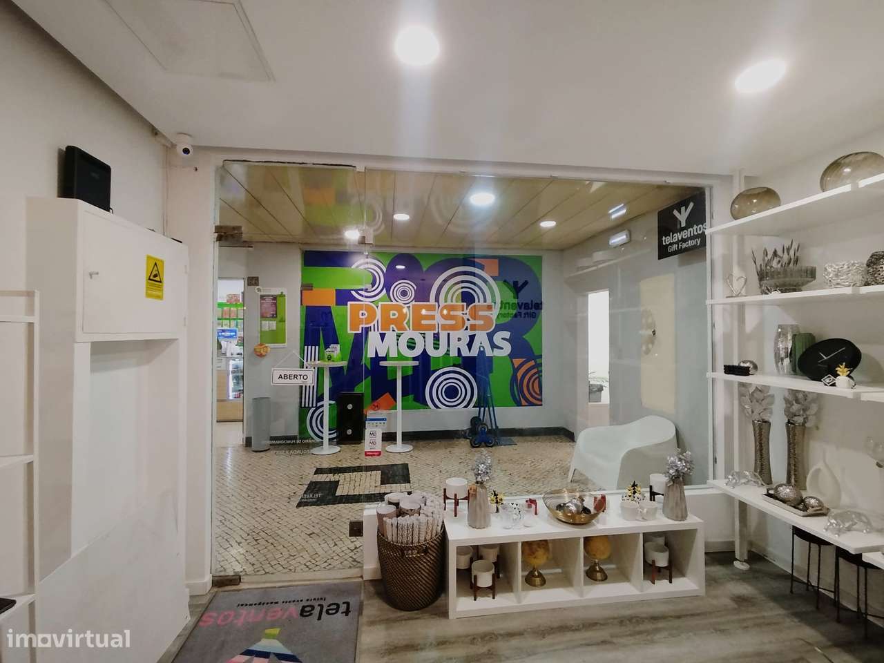 LOJA COM MONTRA E ARRECADAÇÃO PARA ARRENDAMENTO | LUMIAR - Grande imagem: 5/21