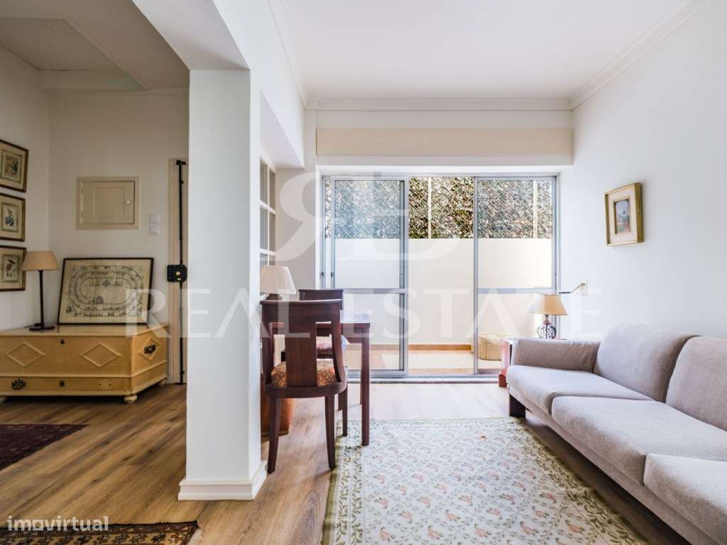 T1 MOBILADO + TERRAÇO, na LAPA, ESTRELA - centro de Lisboa. - Grande imagem: 4/23