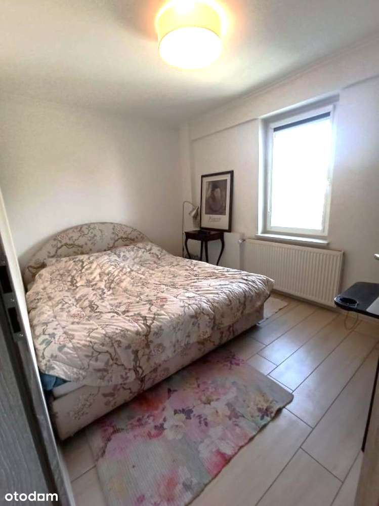 Stare Miasto, 2 pokoje, duży balkon, piwnica-5