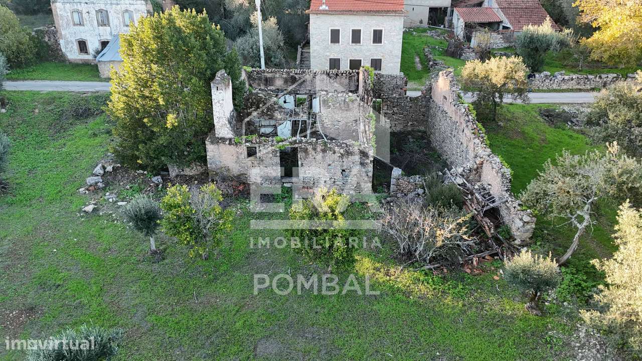 Moradia para reconstruir, Avecasta - Grande imagem: 4/13