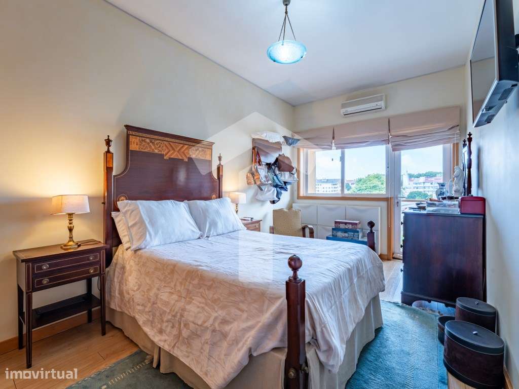 Apartamento T3 Luminoso com Varandas e Marquise no Bonfim - Junto a...-12