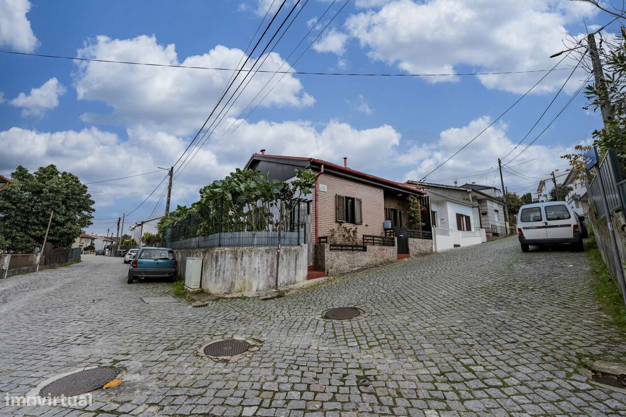 Moradia T2 para venda na Rua dos Emigrantes, Nogueira, Braga - Grande imagem: 2/21