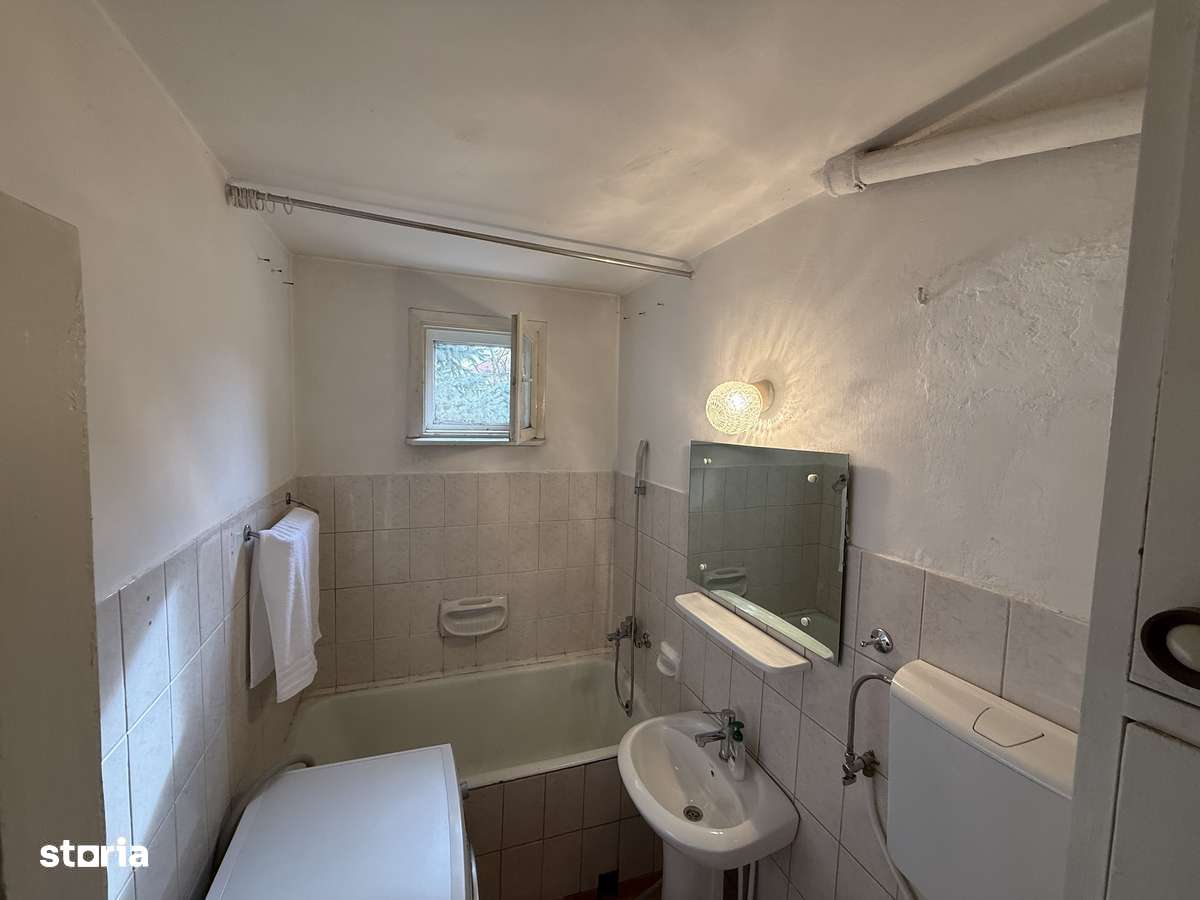 4 Camere Casa De Cultura Etaj 2/4 2.0-5