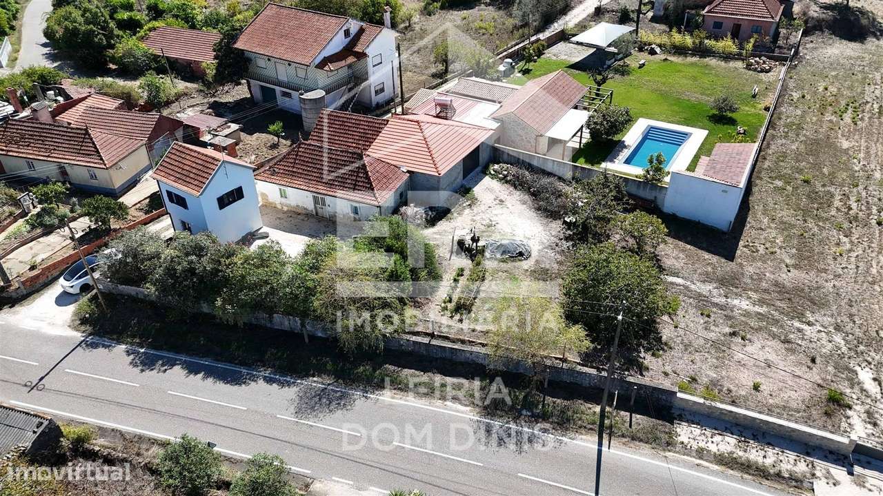 Moradia T3 inserida num terreno com 869m2-14