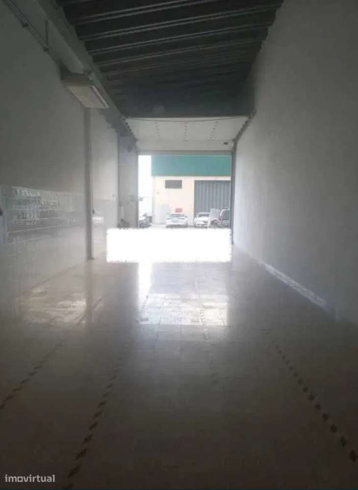 Armazém 100m² para arrendar em Seixal - Grande imagem: 5/13