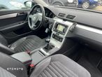 Volkswagen Passat 2.0 TDI DPF Highline - 13