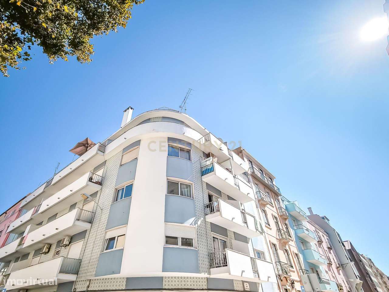 Campo de Ourique – T1 com Vista Panorâmica - Grande imagem: 4/27