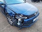 Dezmembrez Volkswagen Jetta IV 2.0 TDI - 9