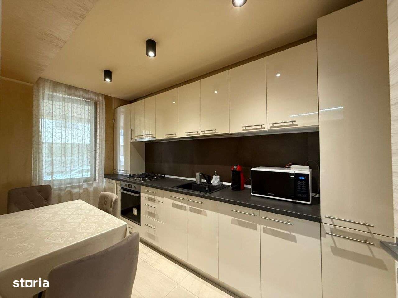 3 Camere Cavar Residence Brancoveanu-1