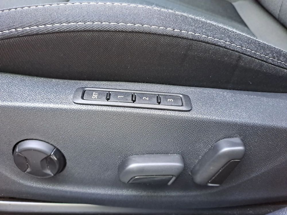 SKODA OCTAVIA 1.5eTSI 150KM Hak Virtual Martwe pole ACC Manetki Ambiente Elek.fotele