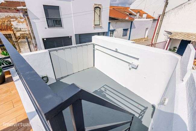 MORADIA T2 + QUINTAL + TERRAÇO – TOTALMENTE REMODELADA CENTRO CARTAXO-7