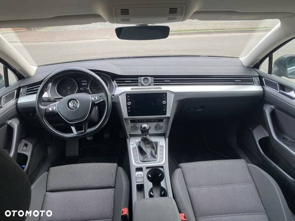 Volkswagen Passat 1.5 TSI EVO Comfortline - 8