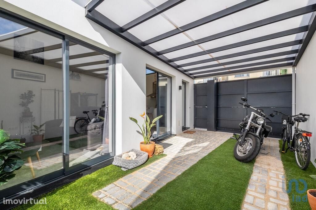 Casa T2 em Leiria de 80,00 m2