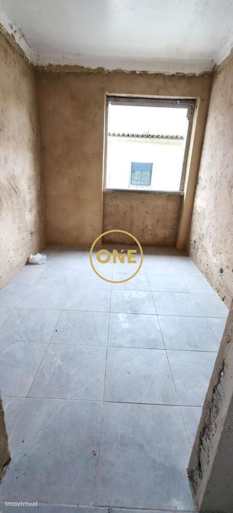 Excelente Apartamento T1 2º Direito Benavente! - Grande imagem: 2/13