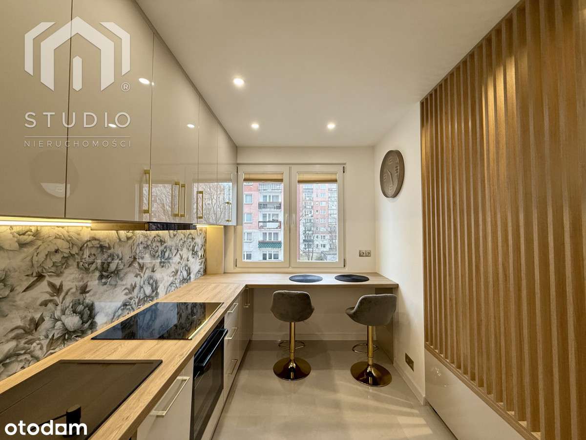 Kawalerka po remoncie z wyposażeniem-os. Słoneczne-0